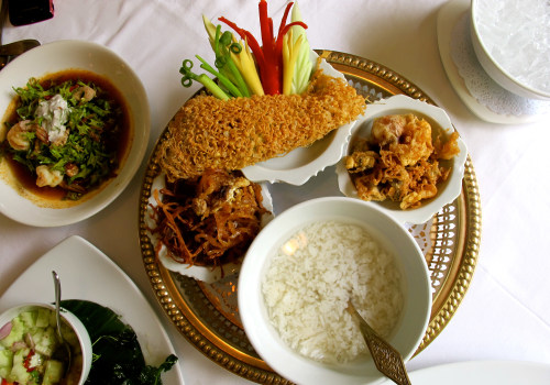 What is the Difference Between Thai and Royal Thai Cuisine?